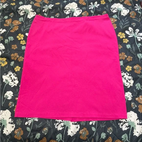 89th & Madison Vibrant Pink Pencil Skirt - Picture 1 of 7